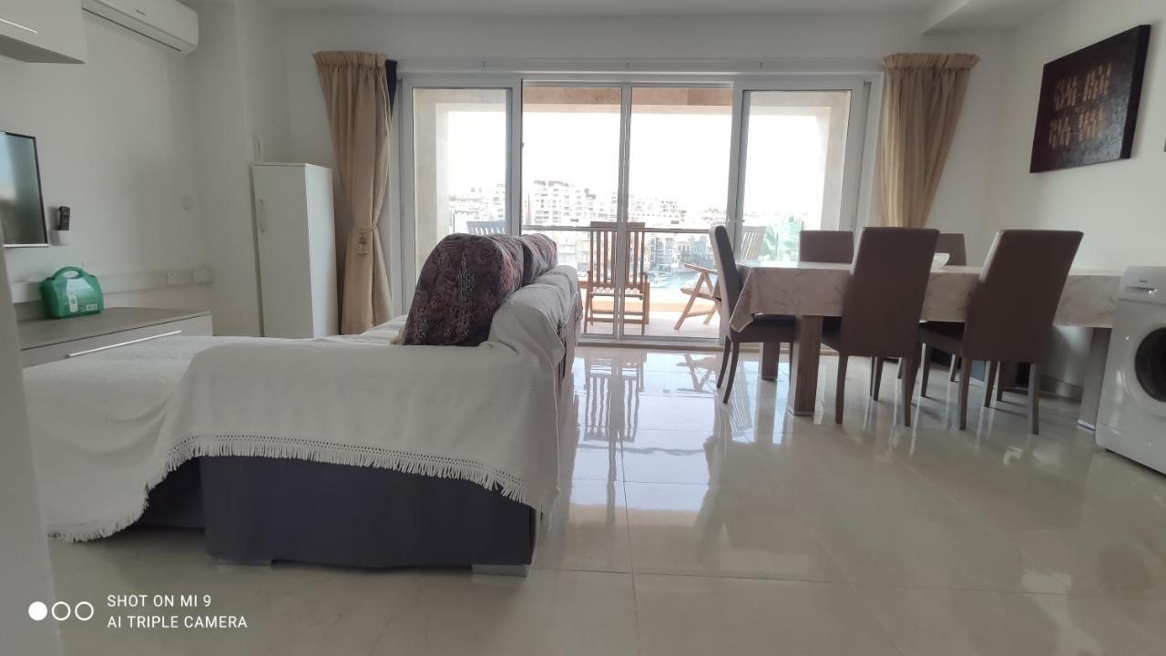 Aquamarine Sea Front Apartments - Third Floor 马尔萨斯卡拉 外观 照片