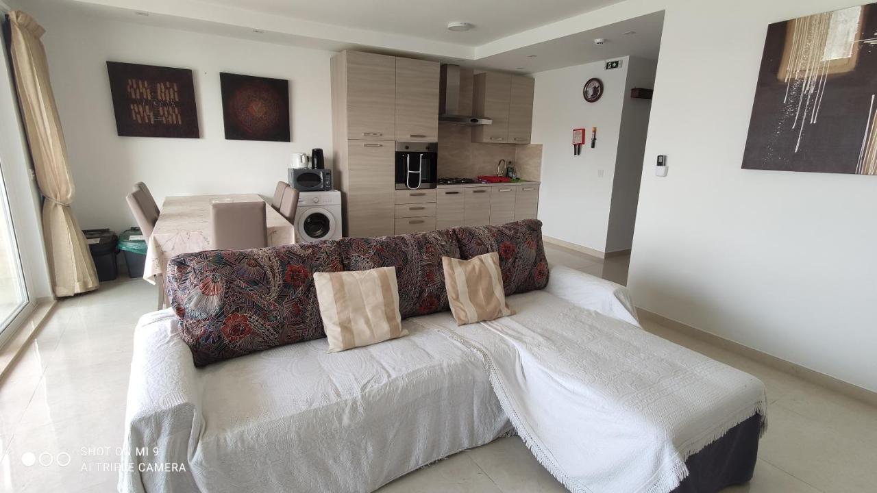 Aquamarine Sea Front Apartments - Third Floor 马尔萨斯卡拉 外观 照片