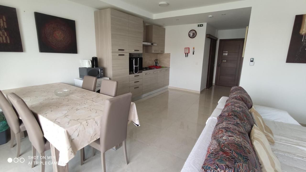 Aquamarine Sea Front Apartments - Third Floor 马尔萨斯卡拉 外观 照片